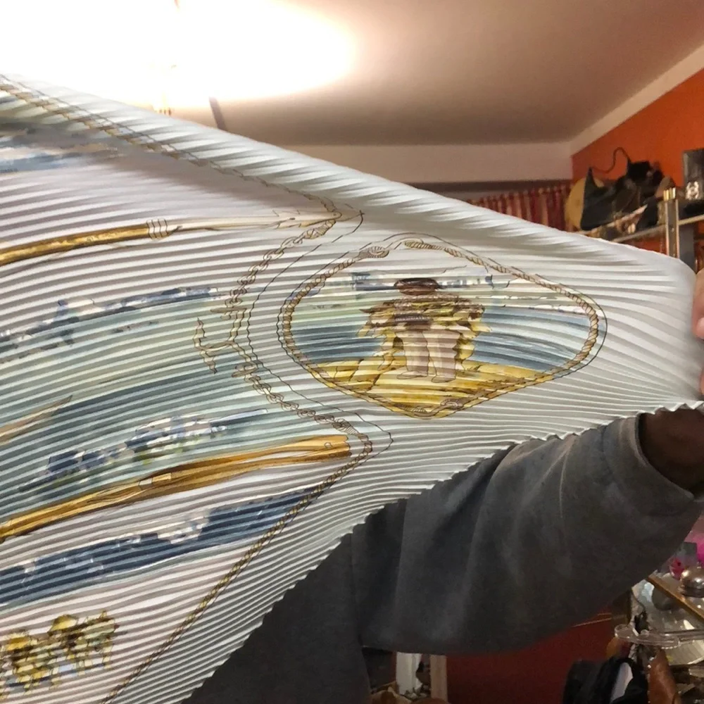 Hermes Multicolor Pleated Plisse Silk Scarf 90 - Picture 8 of 8